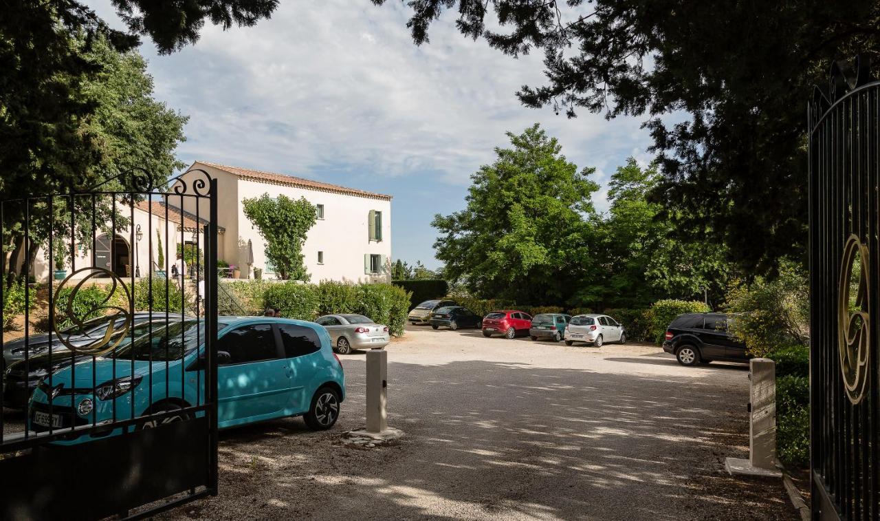 Hotel Restaurant Le Clos De Pradines Saint-Quentin-la-Poterie Exterior photo